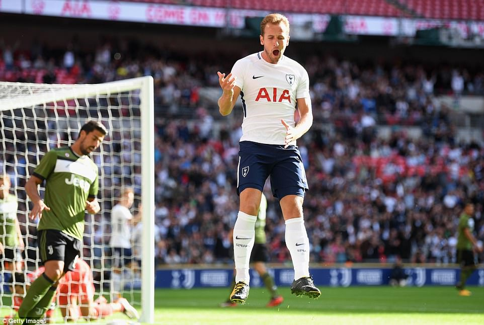  凯恩达成英超百球里程碑，热刺主场击败埃弗顿  